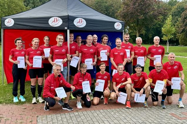 LV Oelde Westfalen Mannschaftsmeister im 10-km-Stra&szlig;enlauf